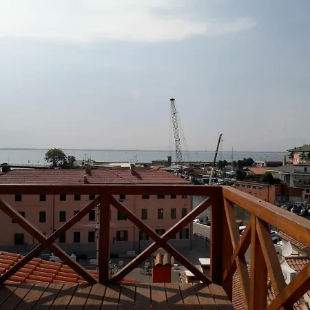 Mansarda Settimo Cielo Apartamento Chioggia Exterior foto